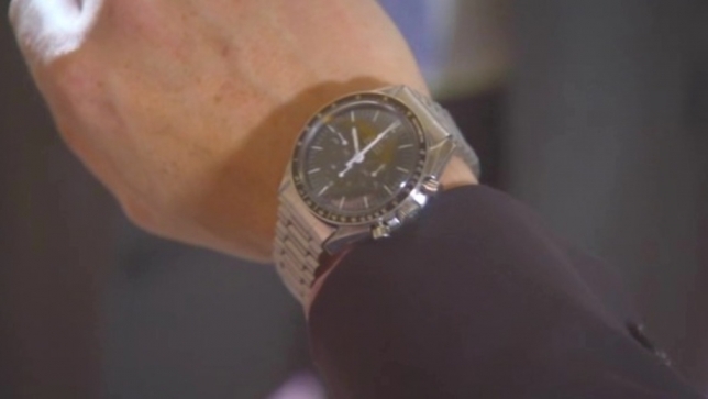 File:Hotel Babylon (2006) - Omega Speedmaster Professional scene.jpg