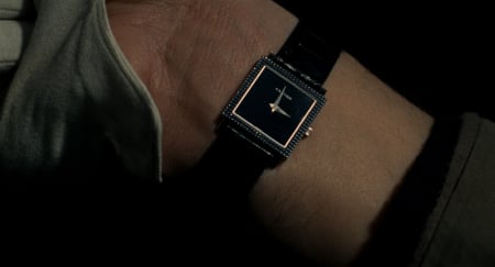 Alain Delon as Corey with the Cartier (unidentified model) in Le Cercle Rouge (1970)