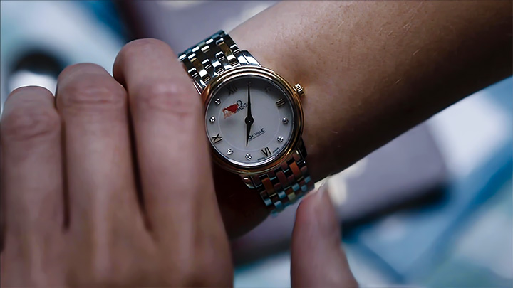 File:Killing Eve (2018) - Omega De Ville Prestige scene.jpg