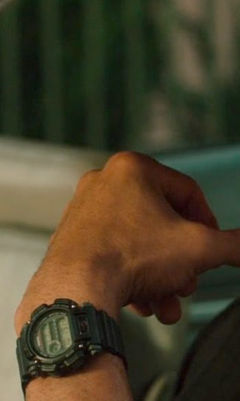 Dwayne Johnson as Det. James Ransome with the Casio G-Shock DW9052-1V in Empire State (2013)