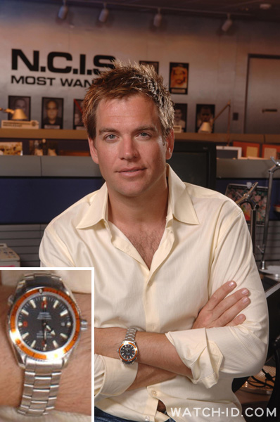 Michael Weatherly as Anthony DiNozzo with the Omega Seamaster Planet Ocean in NCIS (2003)