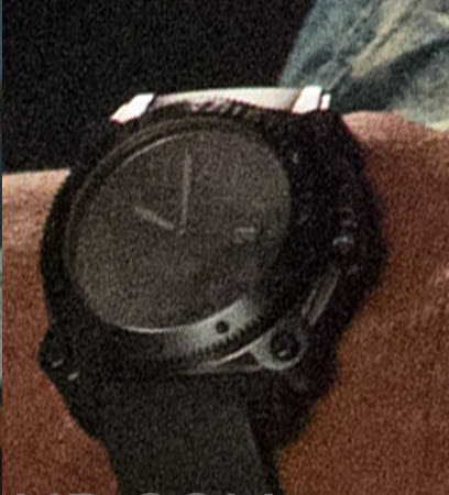 Dwayne Johnson as Bob Stone with the Hamilton Khaki Navy BeLOWZERO in Central Intelligence (2016)