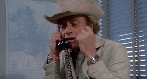 Vic Morrow as Everett Franklin with the Rolex GMT-Master 1675 in Dirty Mary Crazy Larry (1974)