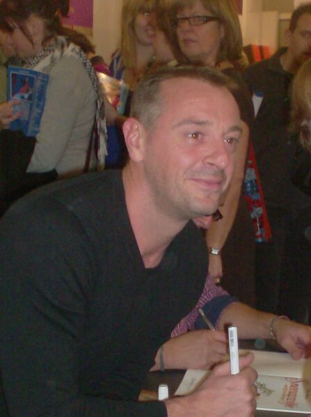 File:Tom Waes.jpg