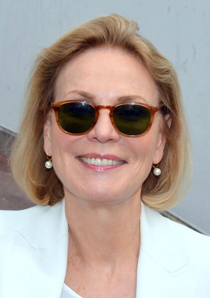 File:Marthe Keller portrait.jpg