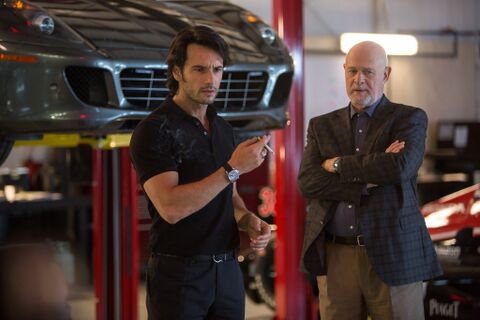 Rodrigo Santoro as Rafael Garriga with the Piaget Emperador Tourbillon in Focus (2015)