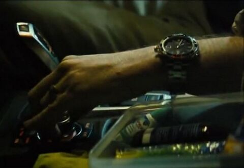 Tom Hardy as Ivan Locke with the TAG Heuer Aquaracer CAF2110 in Locke (2013)