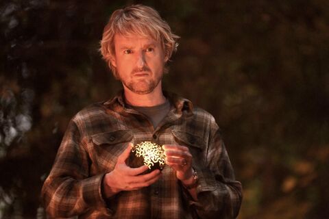 Owen Wilson as Jack Kincaid / The Guard with the Heuer Autavia 2446C in Secret Headquarters (2022)
