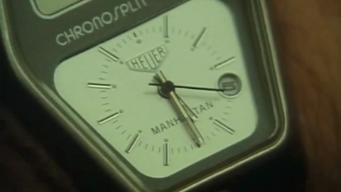 Lewis Collins as William Bodie with the Heuer Chronosplit Manhattan in The Professionals (1977)