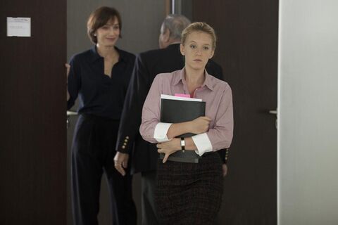 Ludivine Sagnier as Isabelle Guérin with the Jaeger-LeCoultre Reverso in Love Crime (2010)