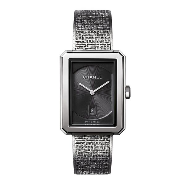 File:Chanel Boy·Friend Tweed.jpg