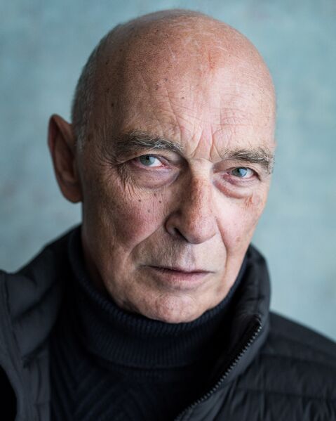 File:James Faulkner portrait.jpg