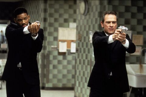 Will Smith as Agent J with the Hamilton Ventura Quartz in Men in Black (1997)
