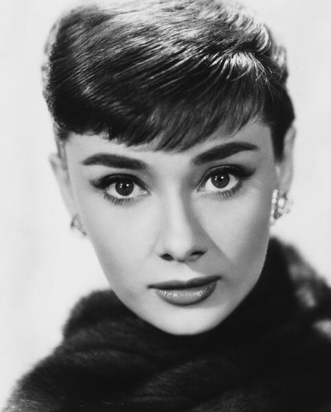 File:Audrey Hepburn portrait.jpg