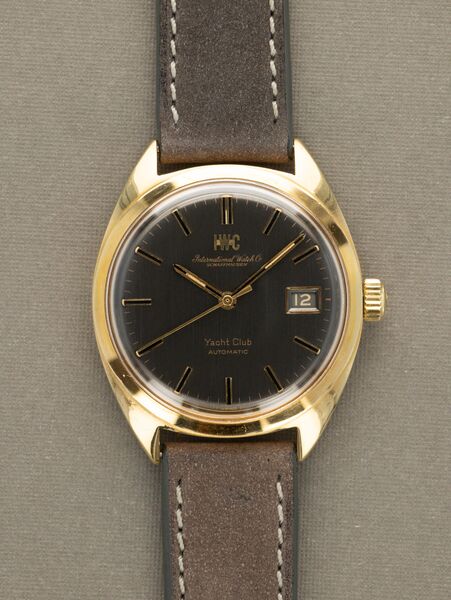 File:IWC Yacht Club 811A.jpg