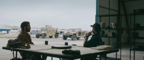 Antony Starr as Eddie Parker with the Casio G-Shock GA2100-1A1 in The Covenant (2023)