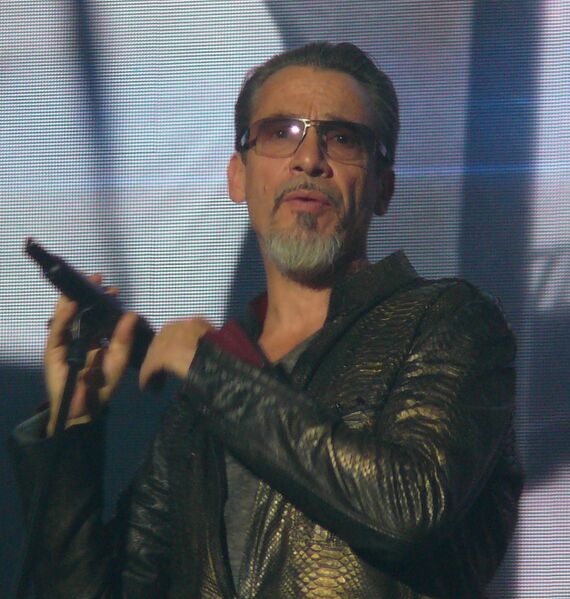 File:Florent Pagny portrait.jpg