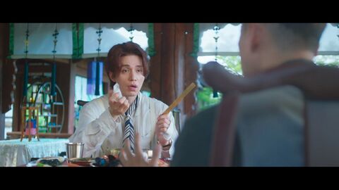 Lee Dong-wook as Lee Yeon with the Tissot Heritage Porto Mechanical in Tale of the Nine Tailed 1938 (2023)
