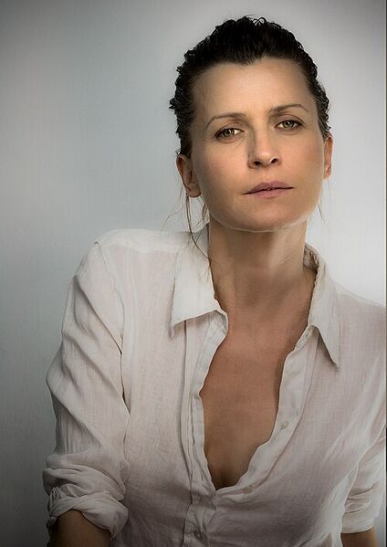 File:Arly Jover portrait.jpg