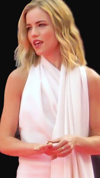 File:Willa Fitzgerald TIFF 2019 (cropped).jpg