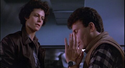 Paul Reiser as Carter Burke with the Seiko H556-5050 in Aliens (1986)