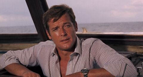 Roger Moore as James Bond with the Rolex Submariner 5513 in Live and Let Die (1973)