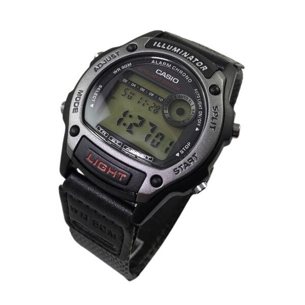 File:Casio W-94HF-8AV.jpg