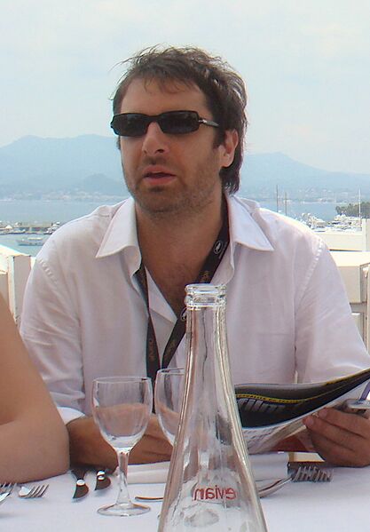 File:Grégory Montel portrait.jpg