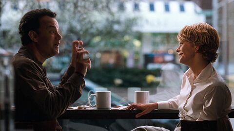 Tom Hanks as Joe Fox with the Hamilton Classic Line in You've Got Mail (1998)