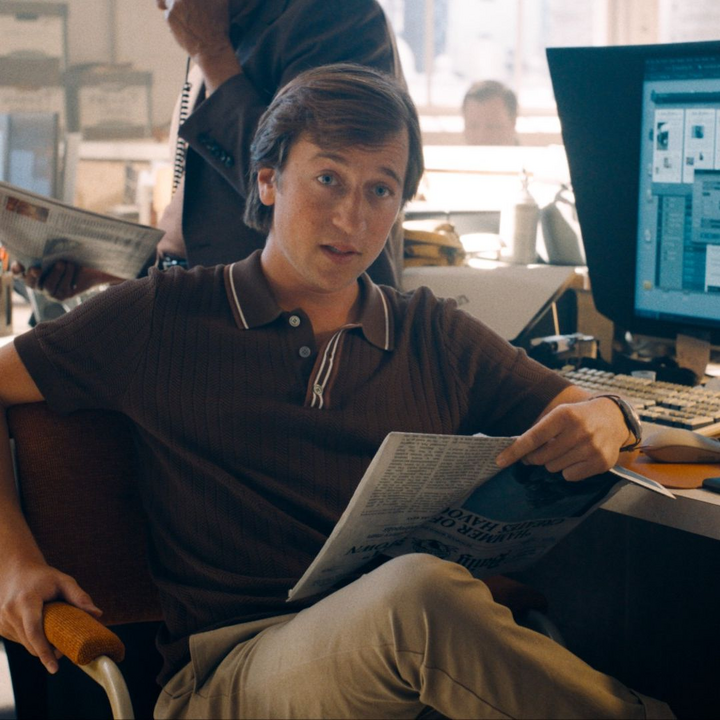 Skyler Gisondo as Jimmy Olsen wearing a Hamilton Khaki Field Mechanical in Superman