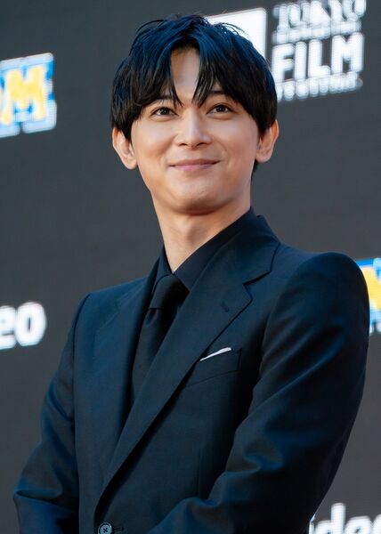 File:Ryo Yoshizawa portrait.jpg
