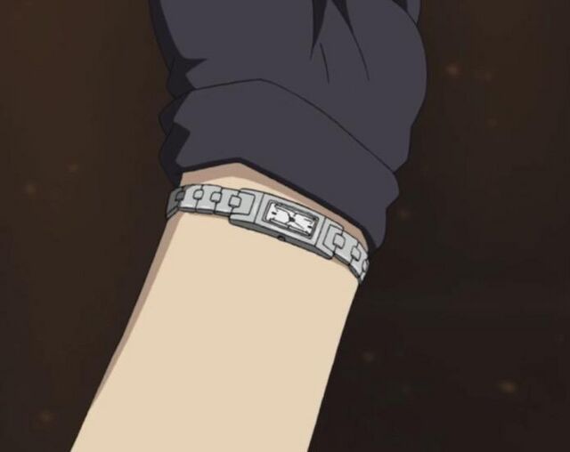 as Motoko Kusanagi with the Bvlgari Rettangolo RT39S in Ghost in the Shell: Stand Alone Complex (2002)
