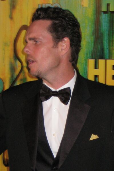 File:Kevin Dillon portrait.jpg