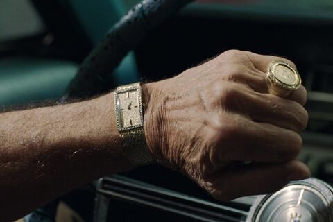 Robert De Niro as Frank Sheeran with the Mathey-Tissot Gold Dress Watch in The Irishman (2019)
