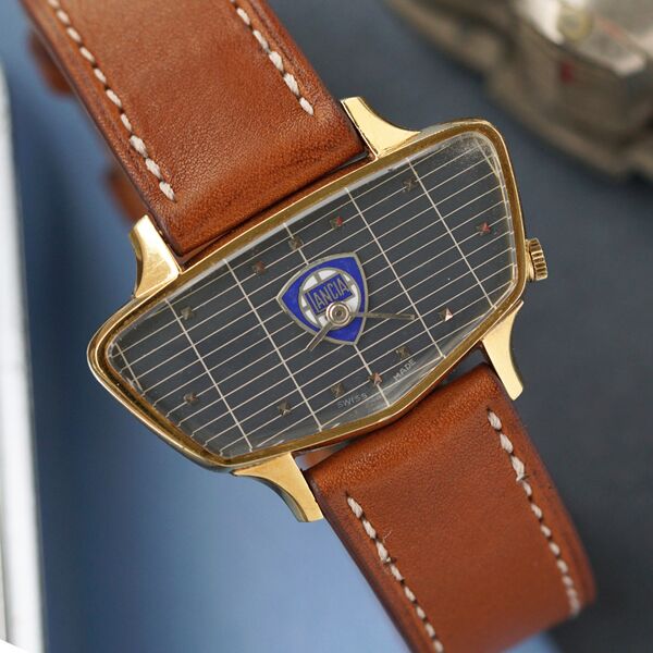 File:Bueche Girod (unidentified model) watch.jpg