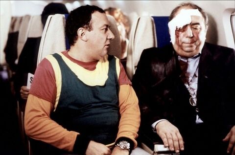 Coluche as Michel Bernardin with the Rolex Submariner Date in Banzaï (1983)