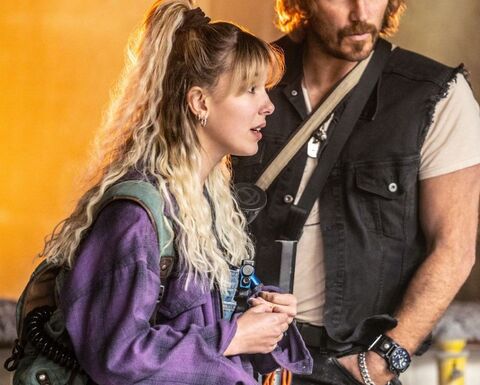 Chris Pratt as Keats with the Panerai Luminor Marina PAM01664 Carbotech Blue Notte in The Electric State (2025)