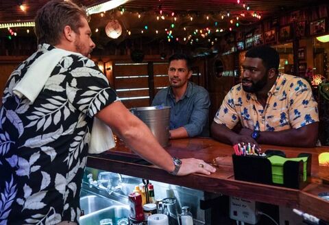 Zachary Knighton as Rick Wright with the Hamilton Khaki Aviation Pilot Day Date Auto in Magnum P.I. (2018)