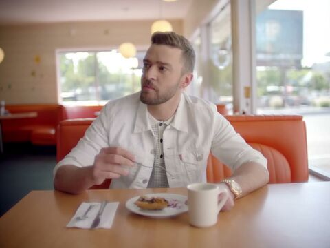 Justin Timberlake as Himself with the Rolex Day-Date in Can't Stop the Feeling! (2016)
