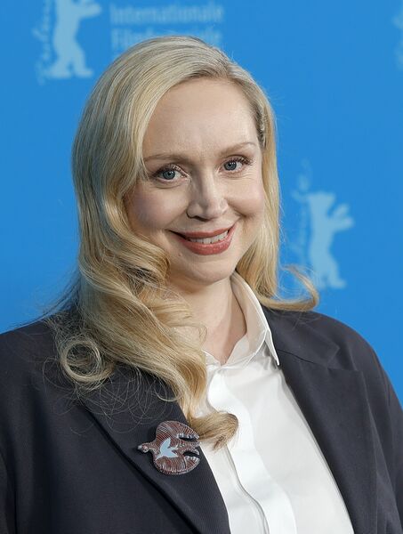 File:Gwendoline Christie portrait.jpg