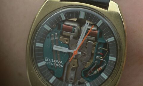 Fabrice Luchini as André with the Bulova Accutron in Contes immoraux (1974)