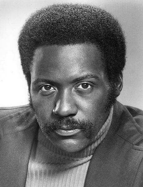 File:Richard Roundtree portrait crop.jpg