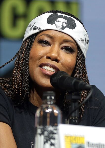 File:Regina King portrait.jpg