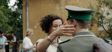 Maria Schrader as Lenora Rauch with the Cartier Panthere de Cartier in Deutschland 83 (2015)