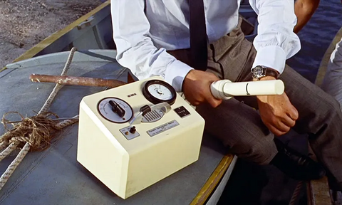 Sean Connery wearing a Rolex Submariner 6538 in Dr. No