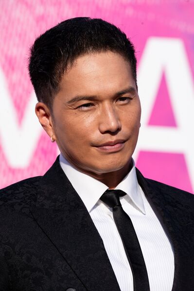 File:Hayato Ichihara portrait.jpg