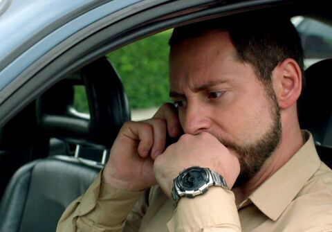 Matias Varela as Jorge Salcedo with the Casio (unidentified model) in Narcos (2015)