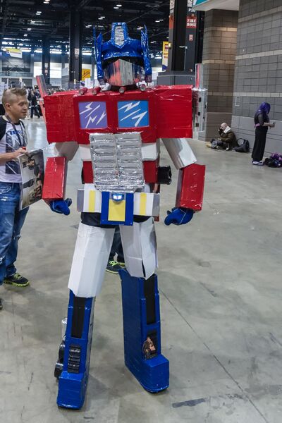 File:Transformers (series) portrait.jpg