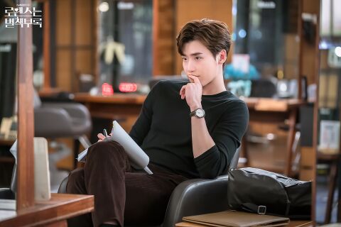 Lee Jong-suk as Cha Eun-ho with the Omega De Ville Prestige in Romance Is a Bonus Book (2019)