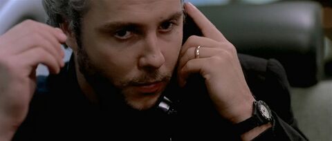 William Petersen as Will Graham with the TAG Heuer Professional Night-Dive 980.031 in Manhunter (1986)